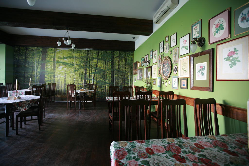 Motel Klara Sobotka  Екстер'єр фото